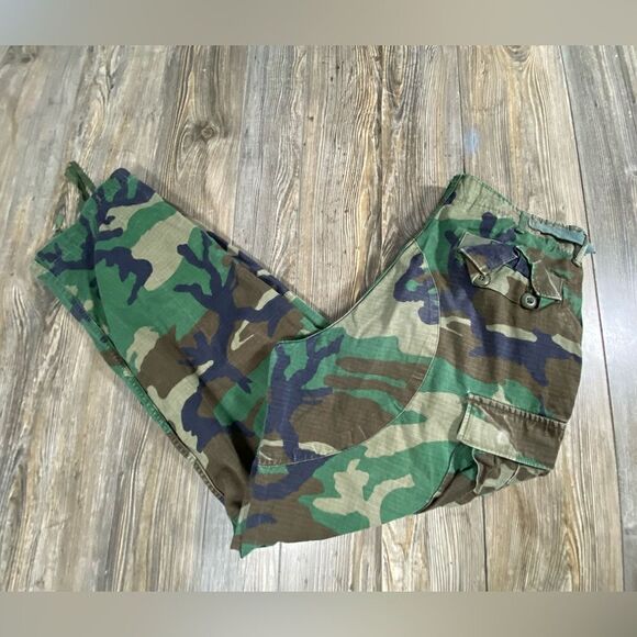 US Army Woodland Camo BDU Pant 8415-01-184-1351 Medium Regular Military (34x31) - Picture 1 of 12